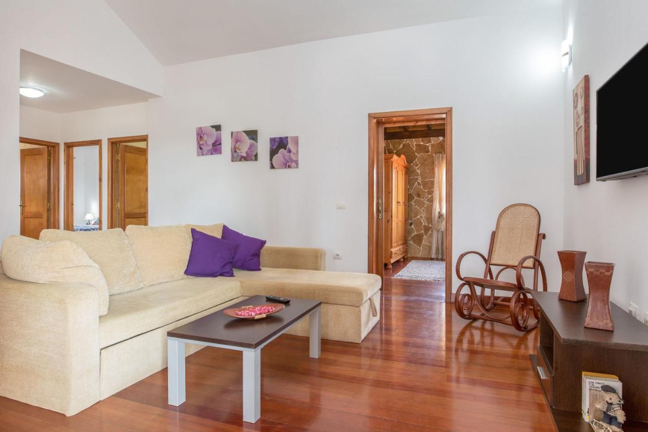 Casa Laura Villa La Ampuyenta Luaran gambar