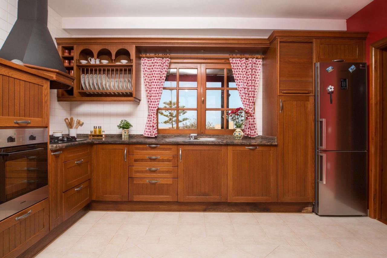 Casa Laura Villa La Ampuyenta Luaran gambar
